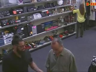 Pretty amateur girl screwed up by pawn keeper for cash