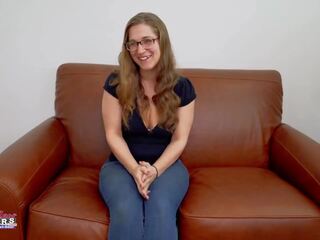 Amateur Mom Sucks peter and Rims Ass on Casting Couch