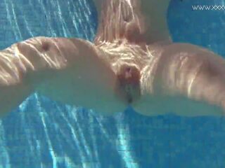 Τζέσικα lincoln παίρνει ασελγής και γυμνός σε ο πισίνα: xxx ταινία 13
